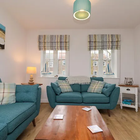 Holiday home Dotty's Sunshine Reighton