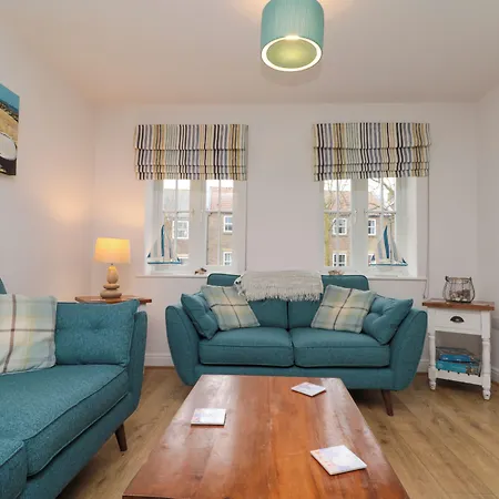 Holiday home Dotty's Sunshine Reighton
